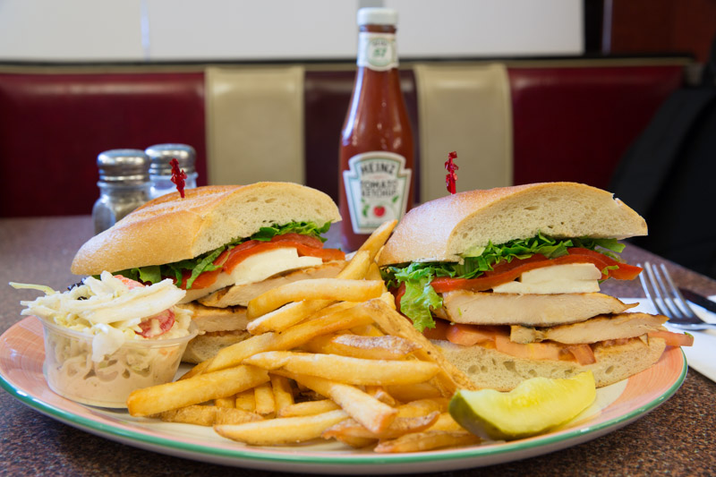 Order Grilled Chicken Club Sandwich food online from Metro diner store, New York on bringmethat.com