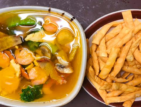 Order 31. House Special Soup food online from Red Apple Chinese Restaurant store, Waterloo on bringmethat.com