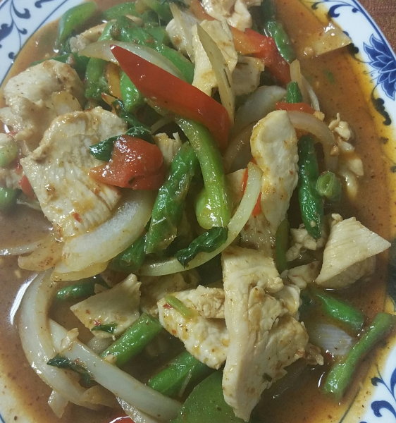 Order 45. Pad Prig Khing Chicken food online from Thai House Restaurant store, Danville on bringmethat.com