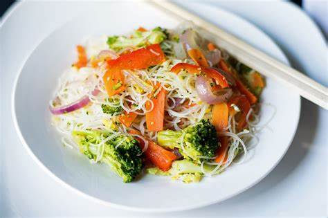 Order 54. Vegetable Mei Fun food online from Taste of Asian store, Lodi on bringmethat.com