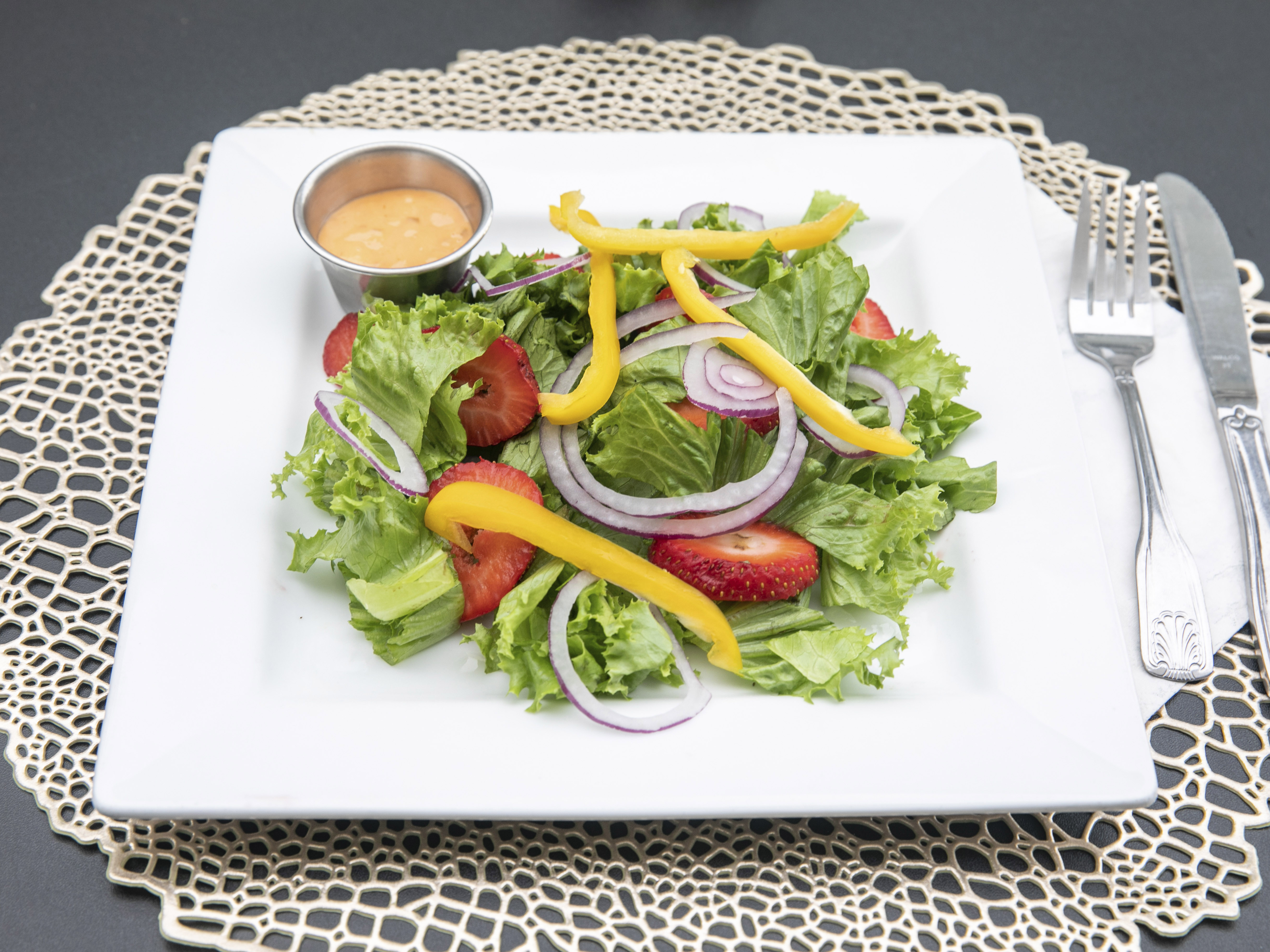 Order Garden Salad food online from Eclipse Lounge store, Columbus on bringmethat.com