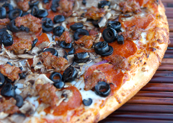 Order Pagni Thin Crust Special food online from Nicolosi's Italian Restaurant store, San Diego on bringmethat.com
