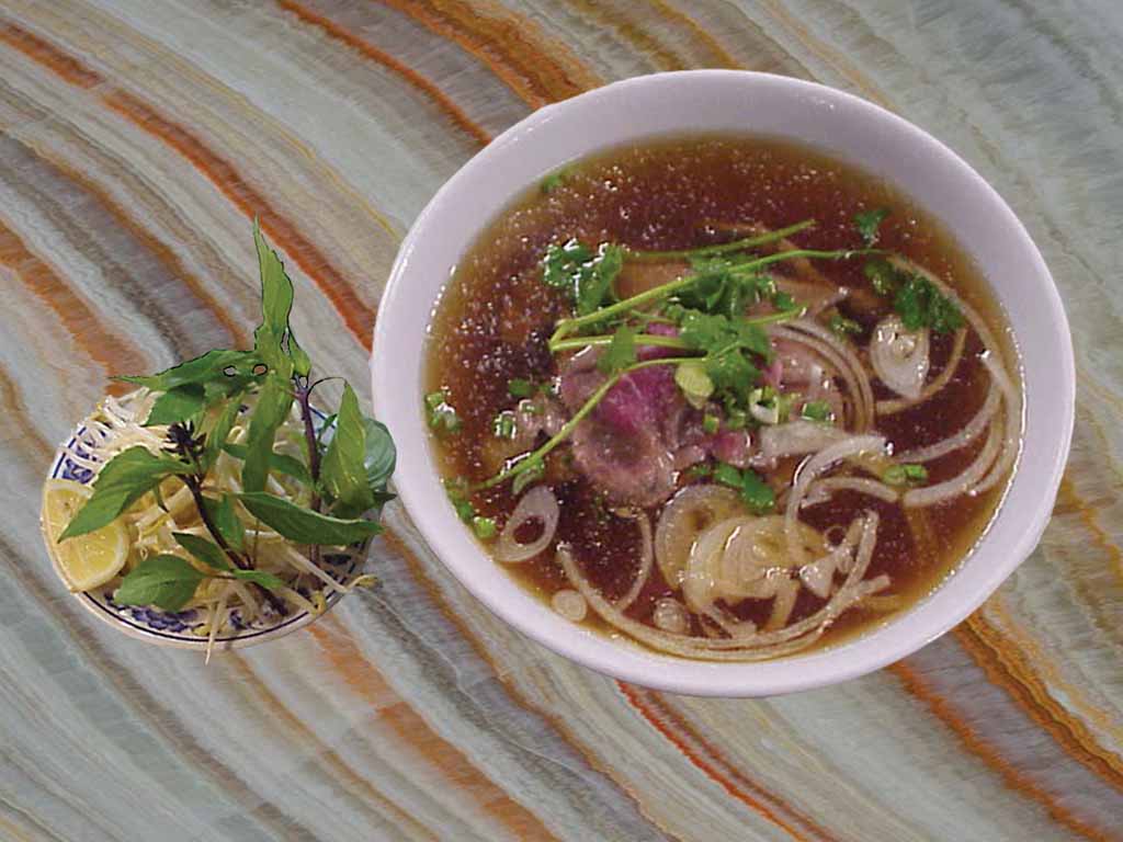 Order 202. Tender Beef Noodle Soup food online from San Sun store, San Francisco on bringmethat.com