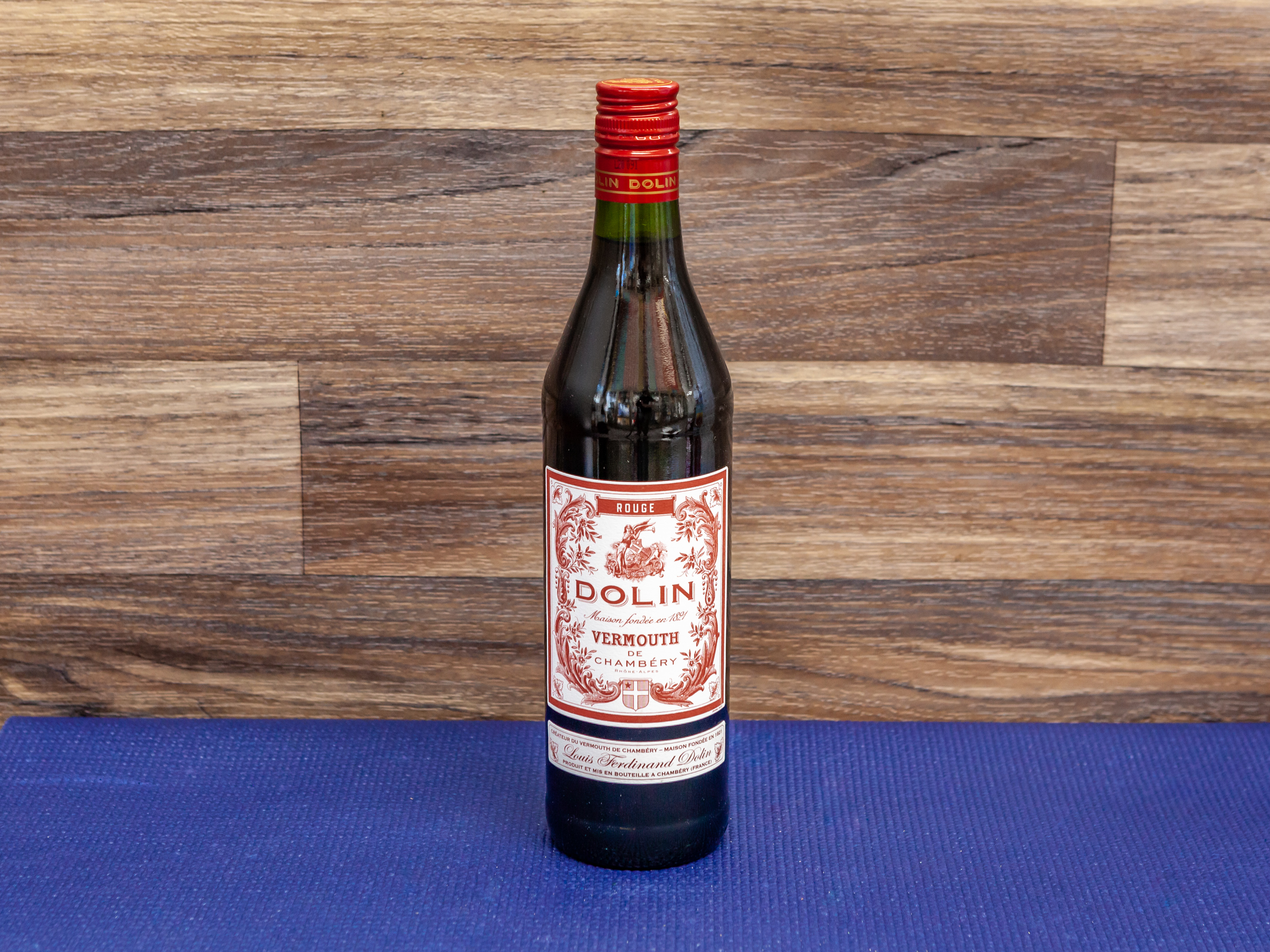 Order Dolin Vermouth Rouge (Sweet) - 750 ml food online from Day & Night Liquor & Market store, Venice on bringmethat.com