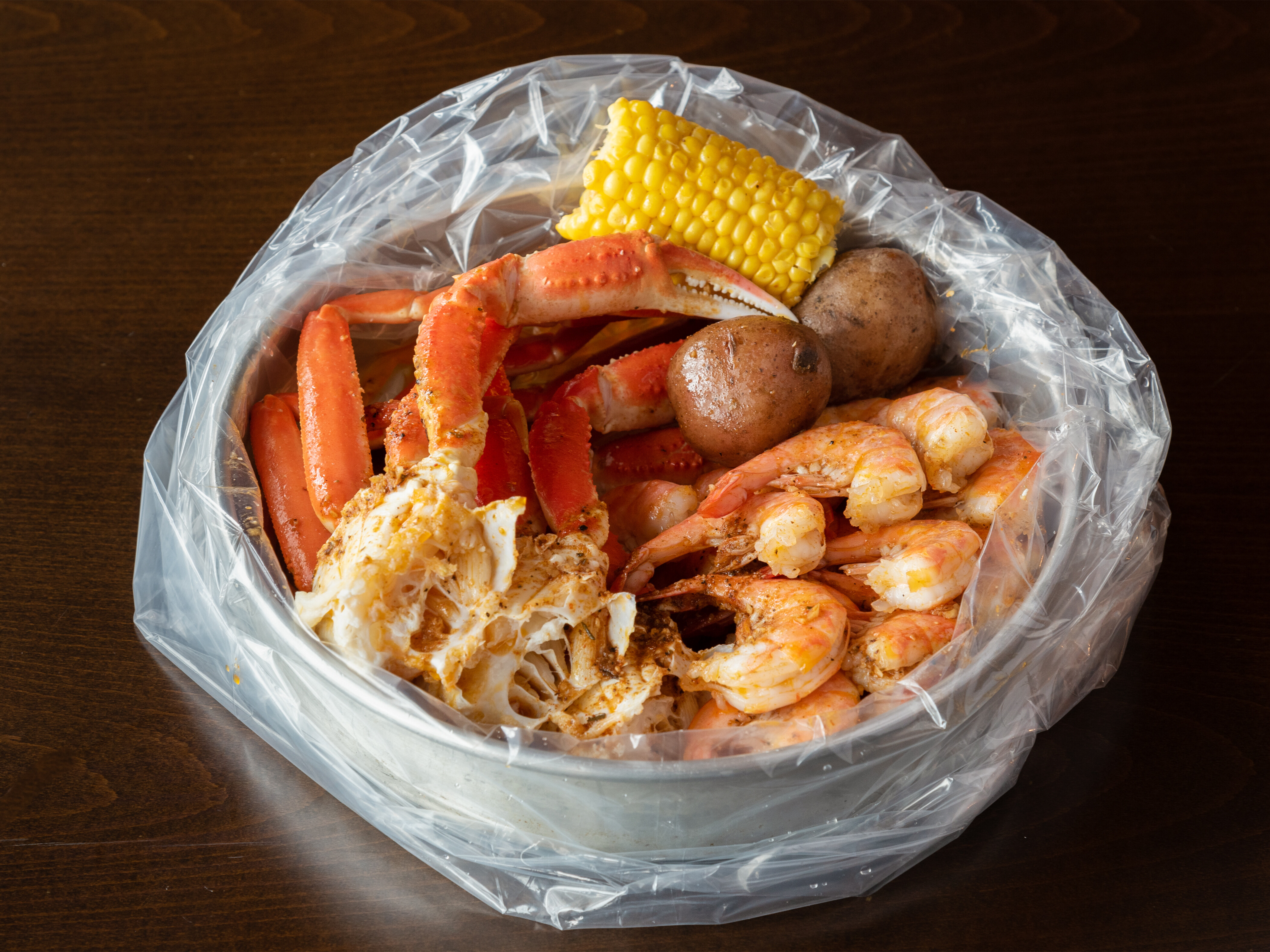 Order 5. Snow Crab and Shrimp with No Head Combo food online from Shaking Seafood store, Roslindale on bringmethat.com