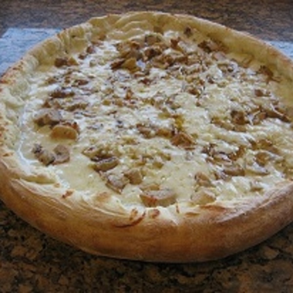 Order 16. Chicken Ranchero Pizza food online from Zorbas Pizza store, Millbrae on bringmethat.com