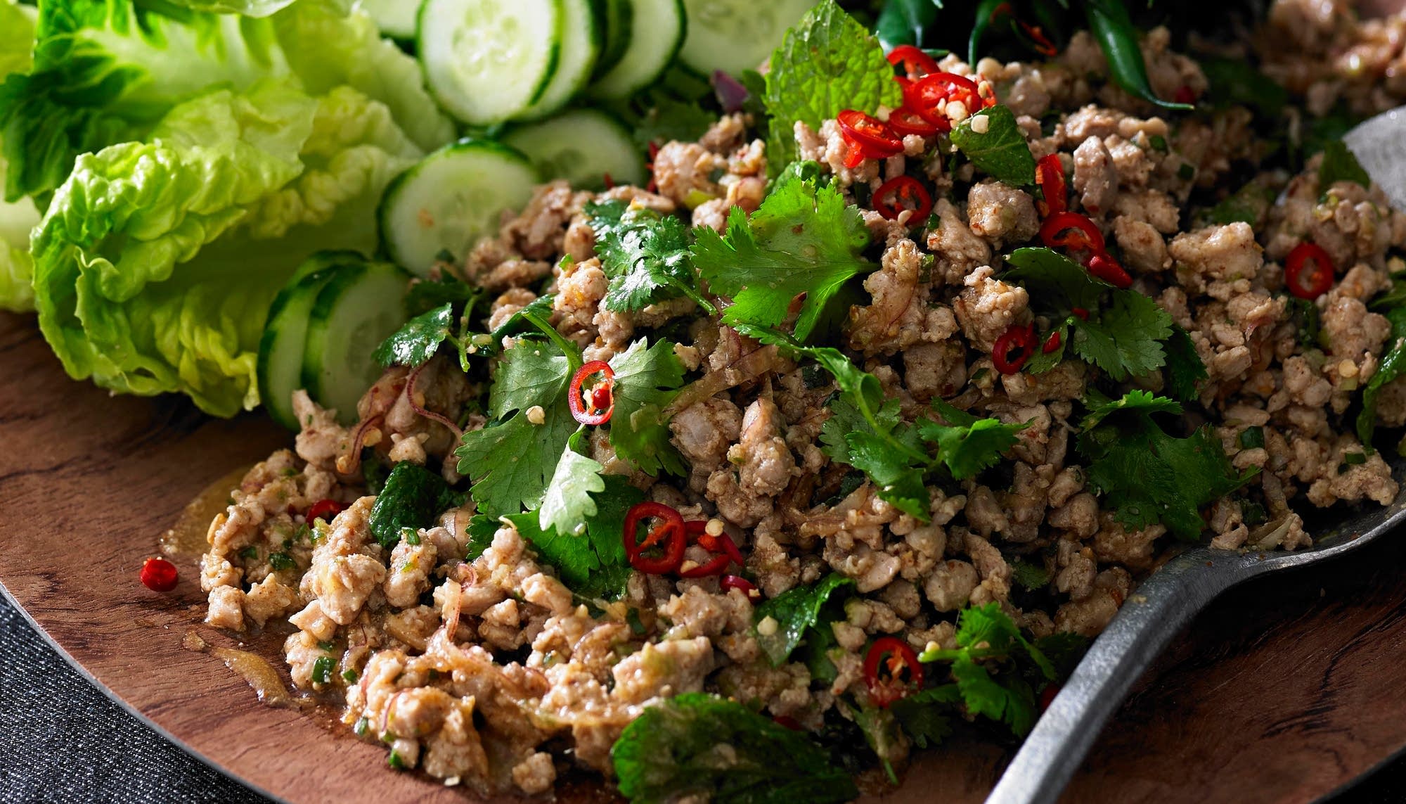 Order S07. Larb (Chicken or Pork) food online from Pho Vieng store, Fort Worth on bringmethat.com