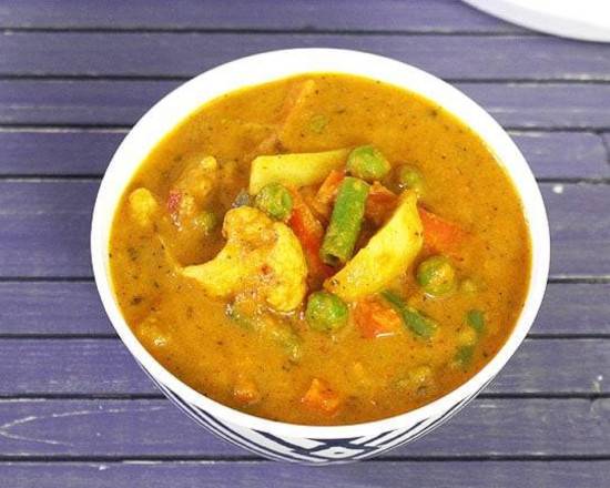 Order Vegetable Curry food online from Bombay Kitchen store, Tucker on bringmethat.com