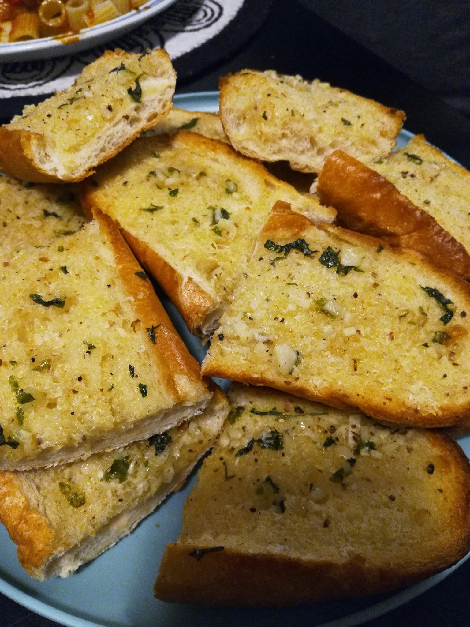 Order Garlic Bread - Appetizer food online from Maria's Pizza Point Pleasant store, Point Pleasant on bringmethat.com