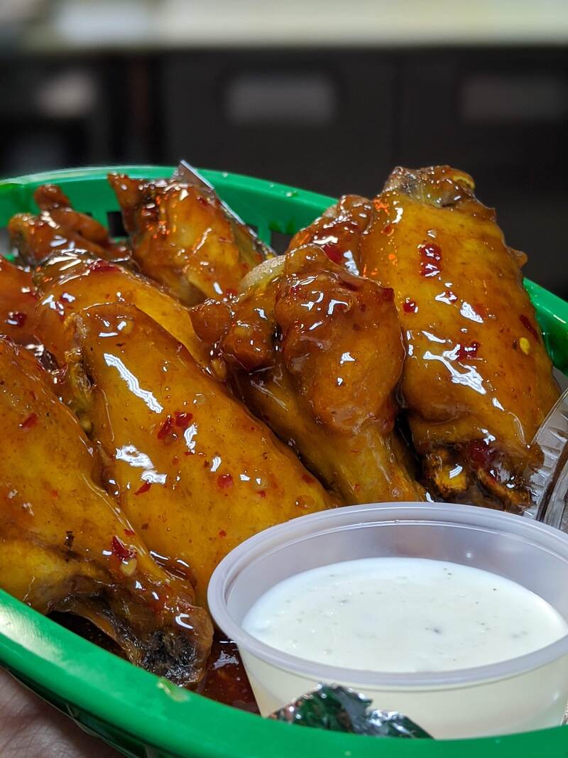 Order Sweet Chile Wings food online from Promise Pizza store, Round Rock on bringmethat.com