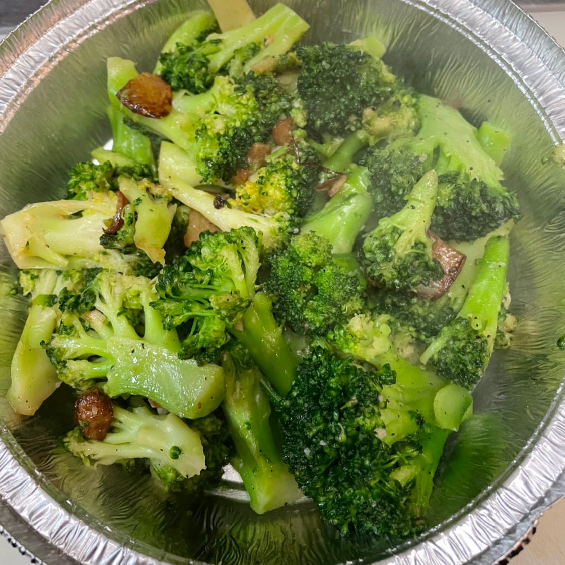 Order Sauteed Broccoli - Side food online from Michelangelo's Pizza store, East Brunswick on bringmethat.com