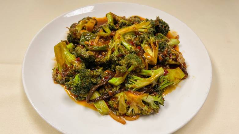 Order Broccoli wHot Garlic Sauce food online from Yeung Shing Restaurant store, Los Gatos on bringmethat.com