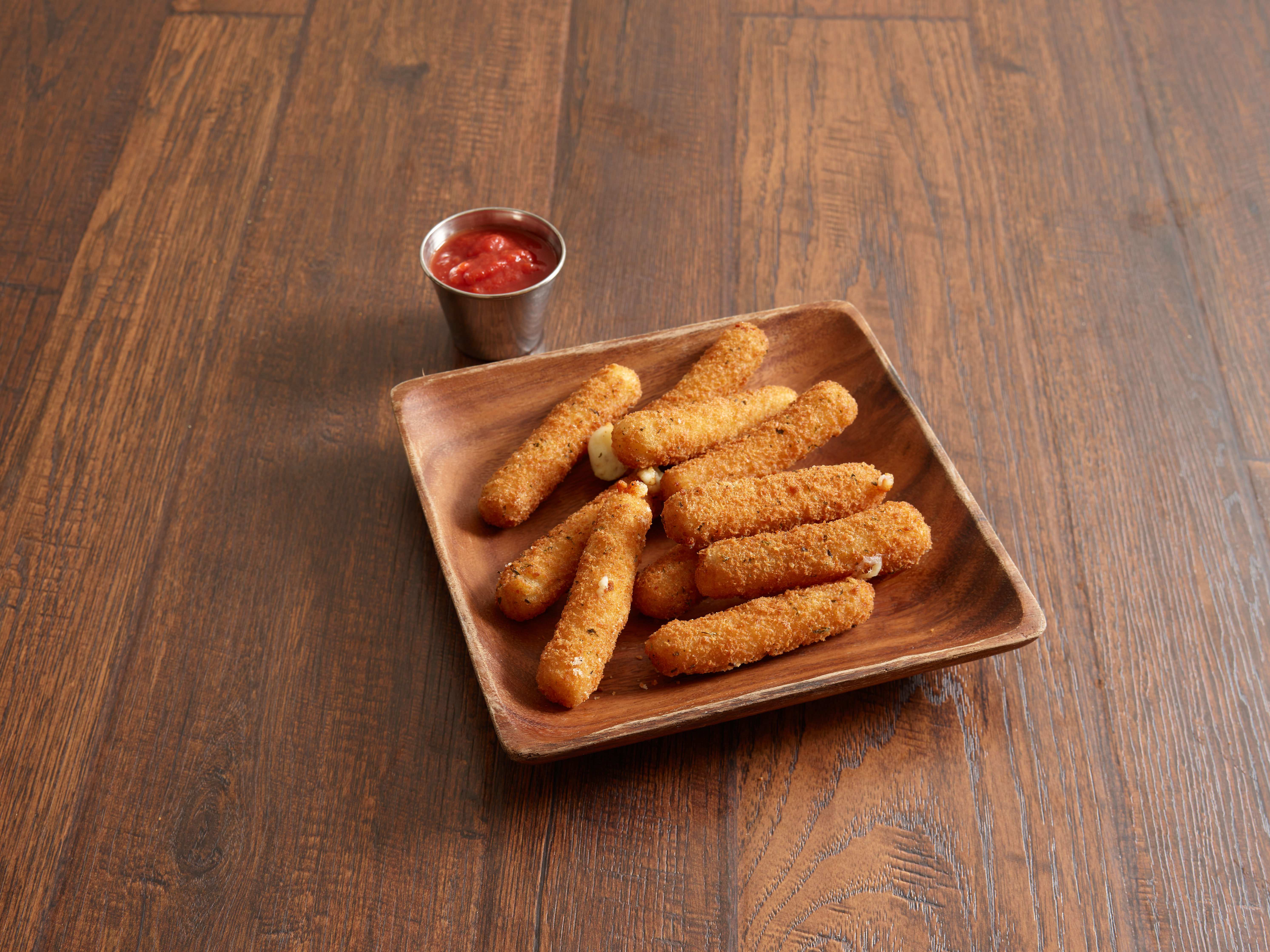 Order Cheese Head Mozzarella Sticks food online from Bully's Sports Bar & Grill store, Sparks on bringmethat.com