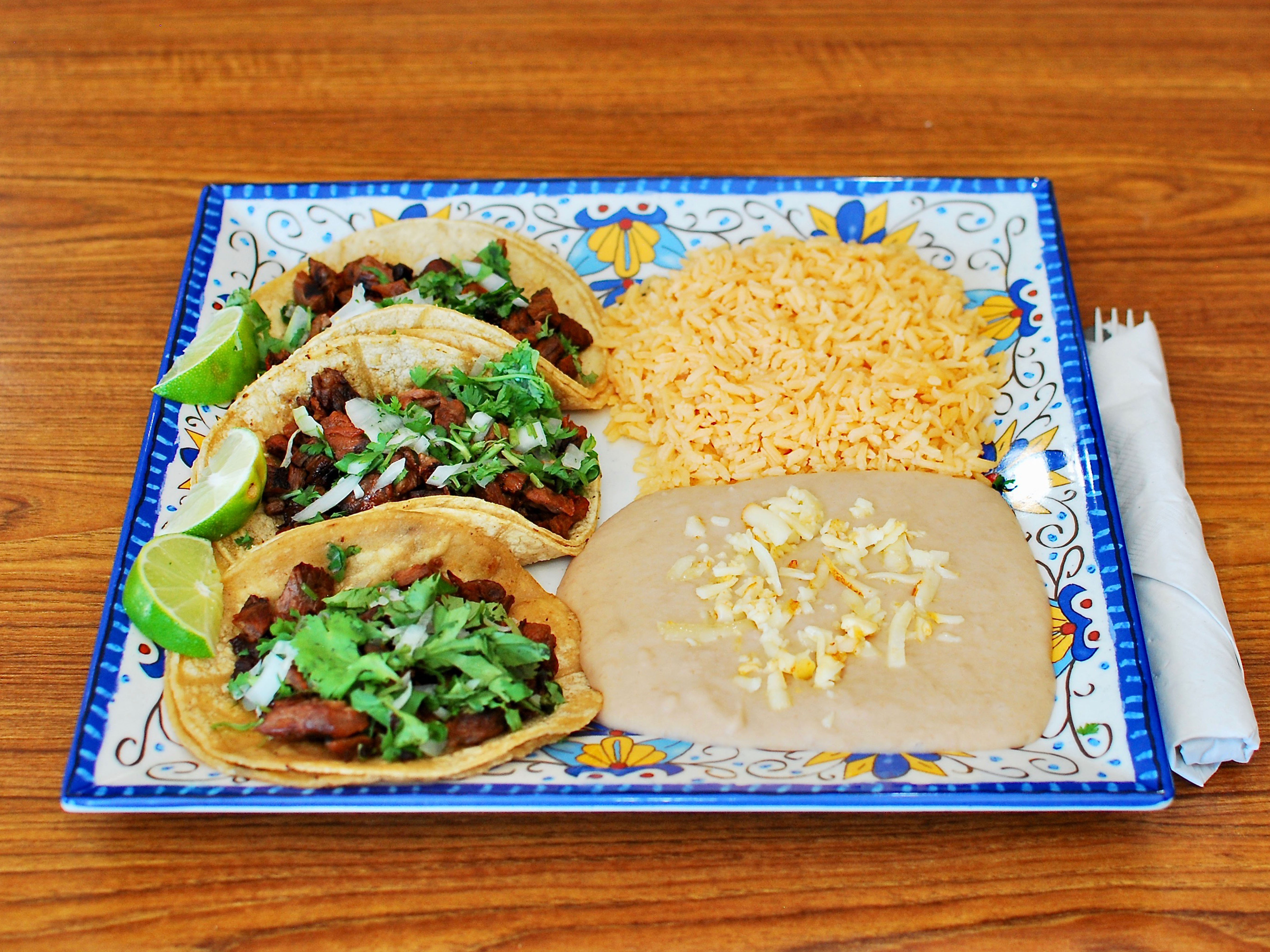 Order 3 Taco Dinner food online from Meson Del Taco Express store, Chicago on bringmethat.com