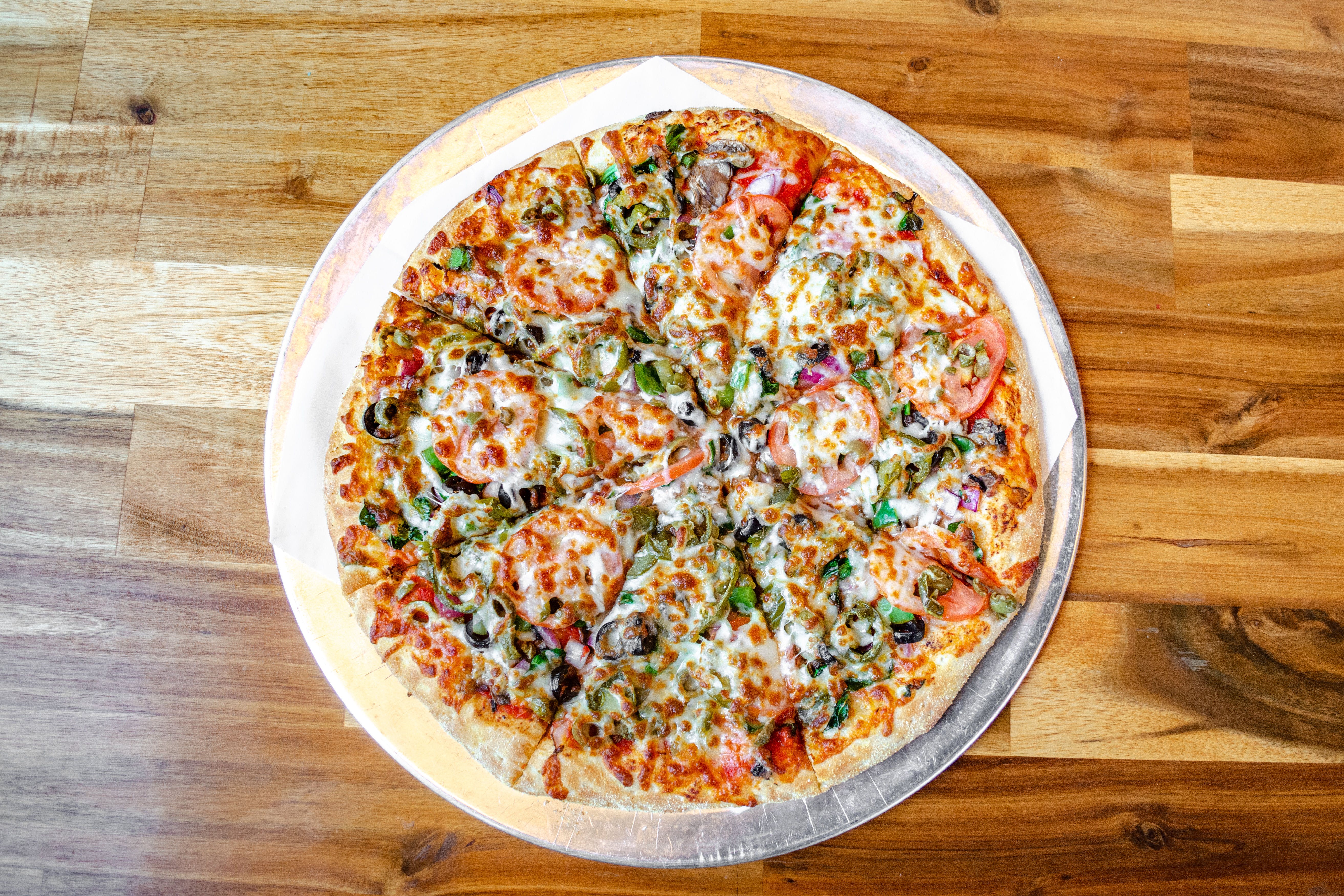 Order Veggie Lover's Pizza - Small 10'' food online from Rays Pizza store, Nashville on bringmethat.com