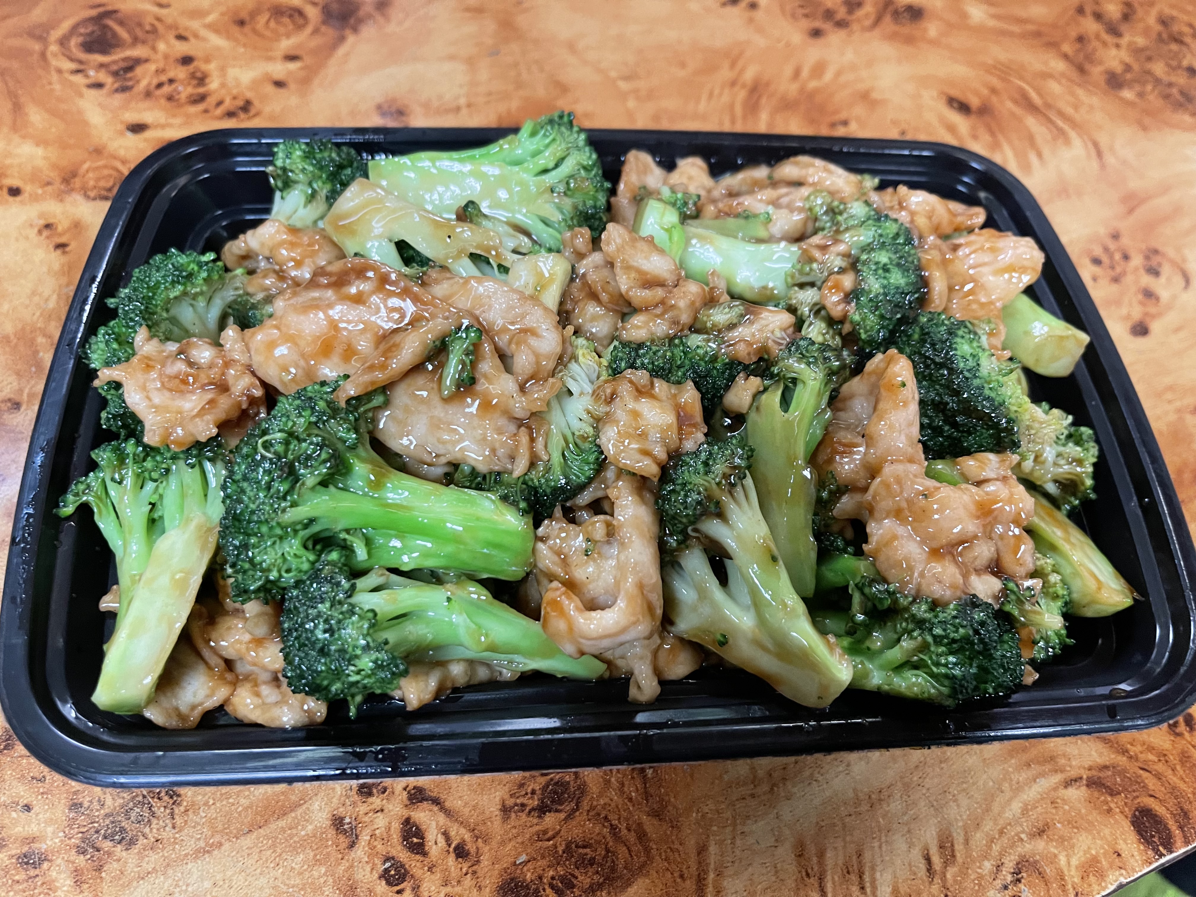Order 64. Chicken with Broccoli food online from China delight store, Brooklyn on bringmethat.com
