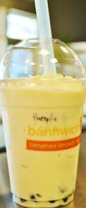 Order Pineapple Smoothie food online from Banhwich Cafe store, Lincoln on bringmethat.com
