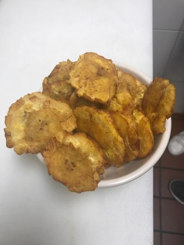 Order Fried Plantains food online from Mr Pollo Express store, Chicago on bringmethat.com