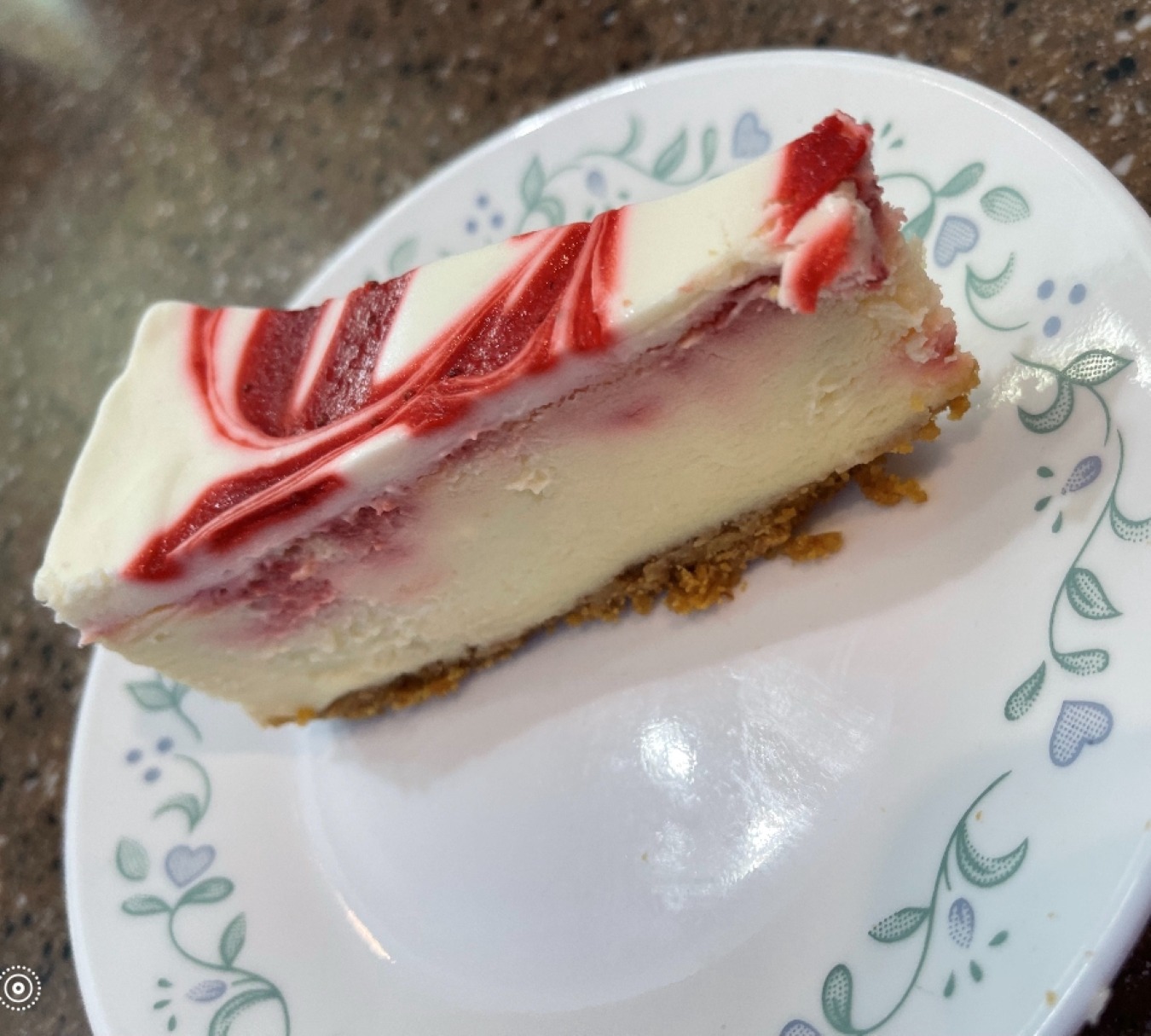 Order SPECIAL - New York Style Strawberry Cheesecake food online from Bookworms Cafe store, Mountain Home on bringmethat.com