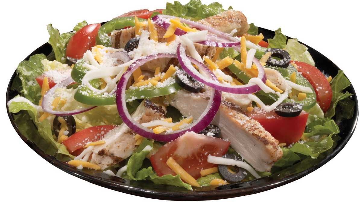 Order Regular Tuscan Grilled Chicken Salad food online from Vocelli Pizza store, Aspinwall on bringmethat.com