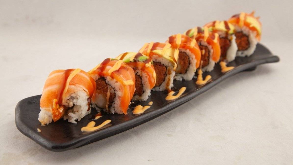 Order Favorite Roll food online from Kuma Sushi store, San Jose on bringmethat.com