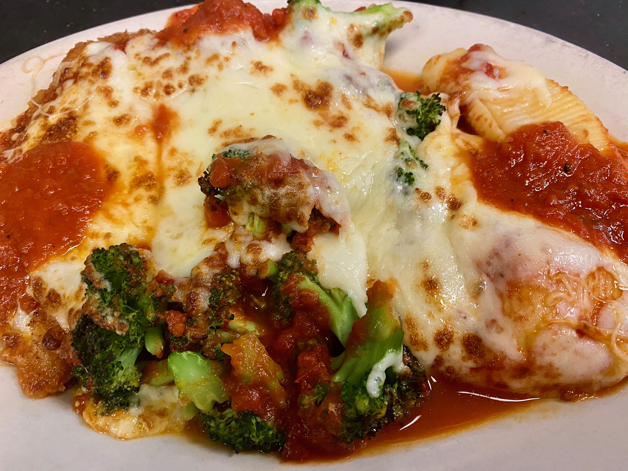 Order 7. Stuffed Shells, Chicken and Broccoli Combo food online from Piccolo store, Bellmore on bringmethat.com