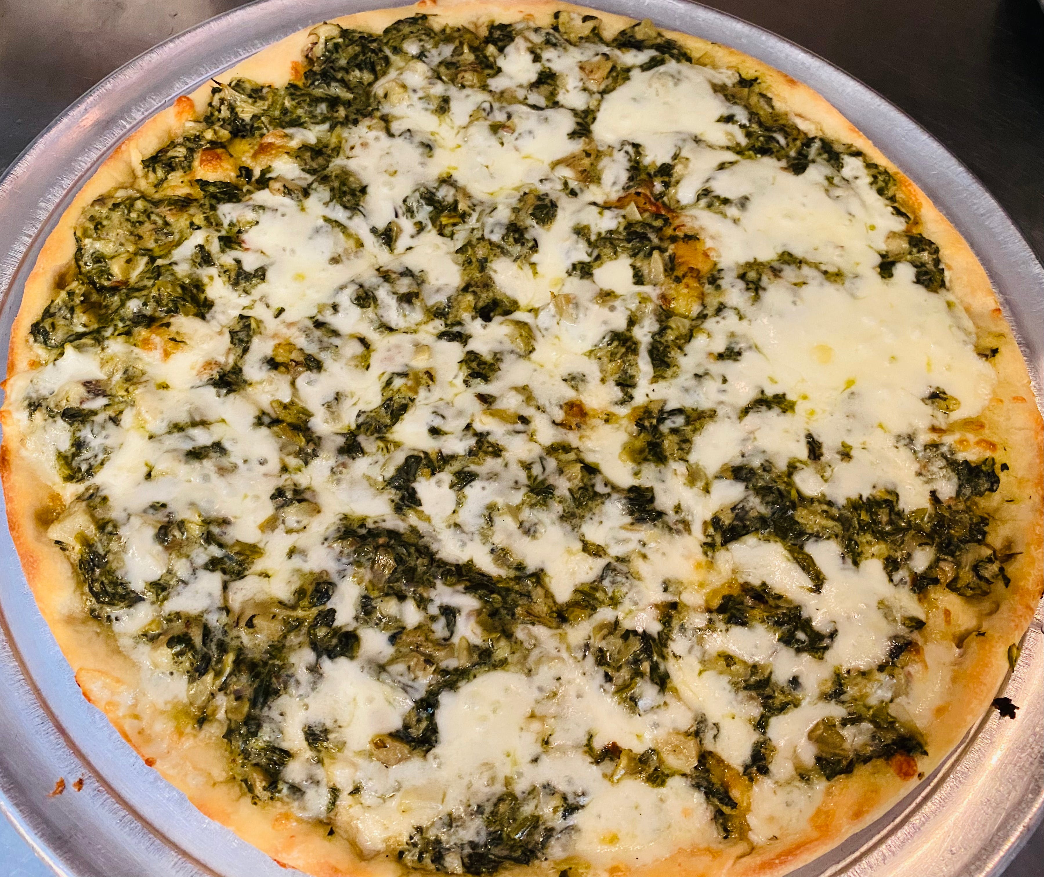 Order Spinach Artichoke Pizza - Large 18'' (8 Slices) food online from Pizza Station store, Katonah on bringmethat.com