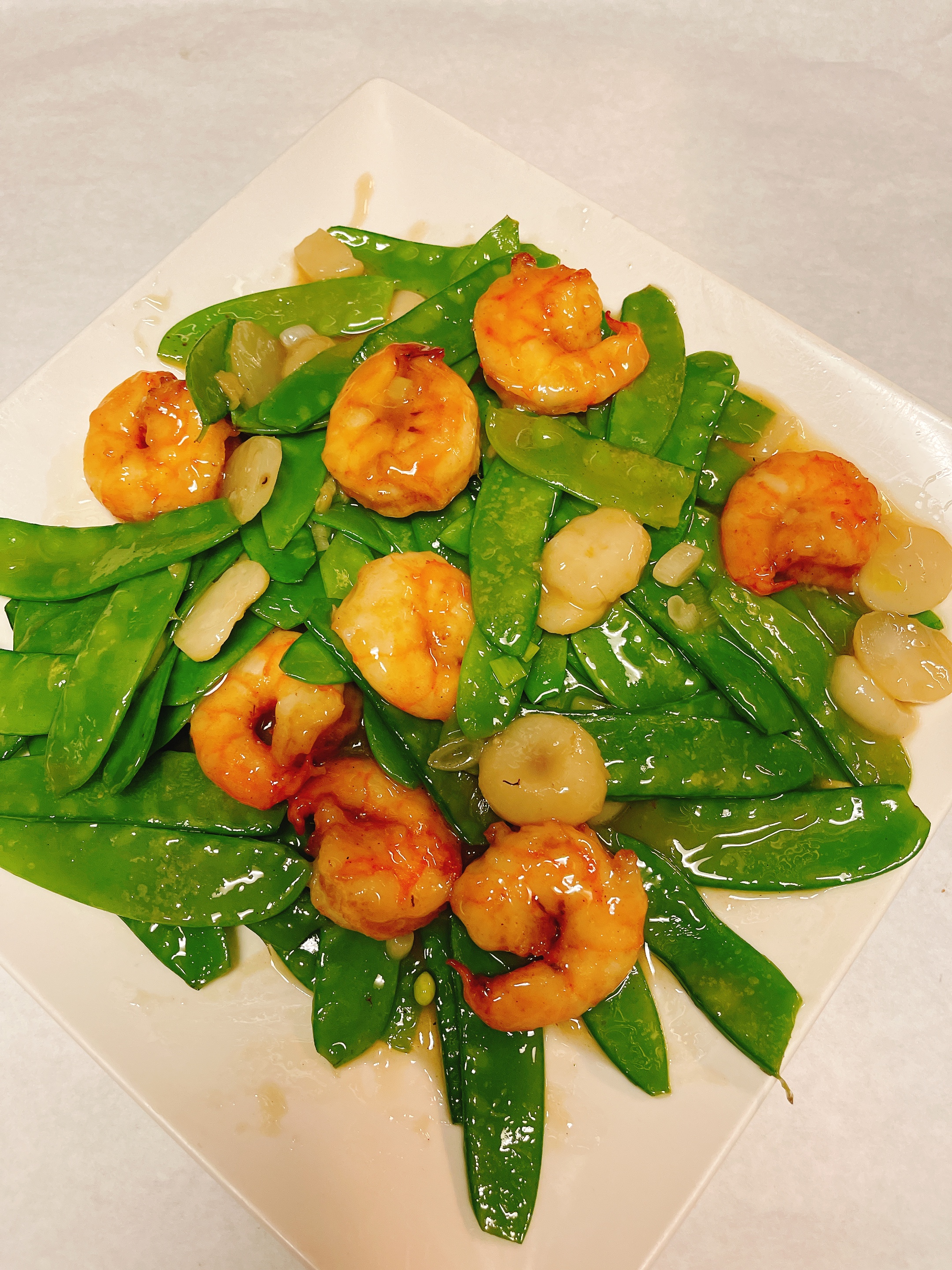 Order Prawns with Snow Peas food online from Pearls Chinese Restaurant store, New York on bringmethat.com