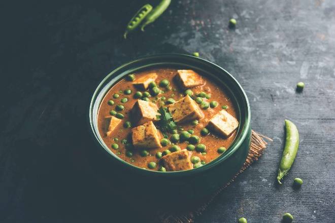 Order Cashew Mutter Paneer food online from 8 elements perfect cuisine store, San Jose on bringmethat.com