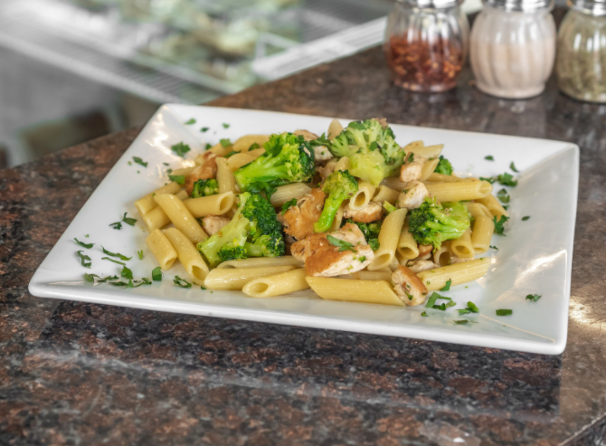 Order Pasta with Grilled Chicken and Broccoli food online from Rocco Pizza III store, Brooklyn on bringmethat.com