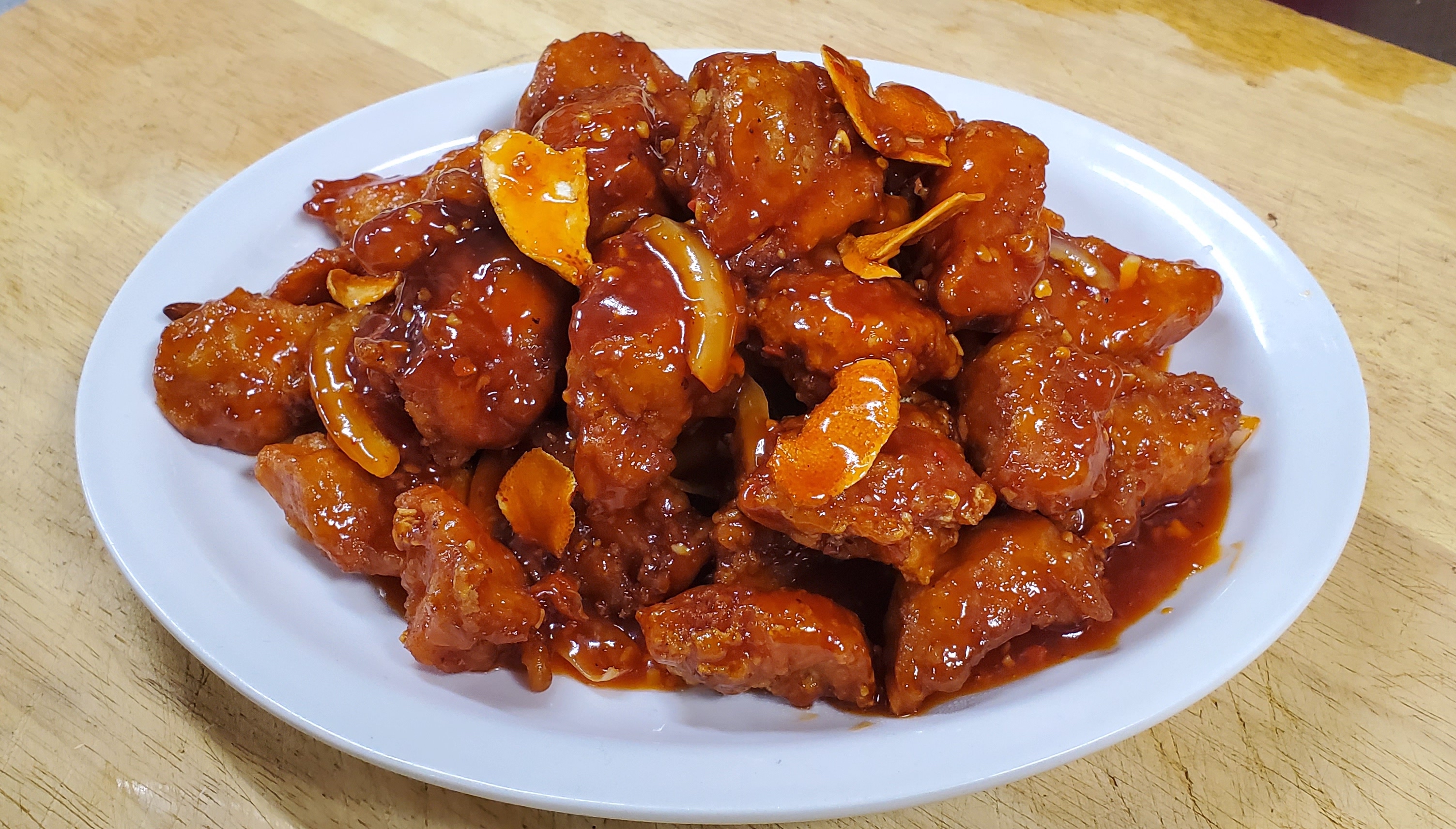 Order C02. Orange Chicken food online from Szechuan House store, Aloha on bringmethat.com