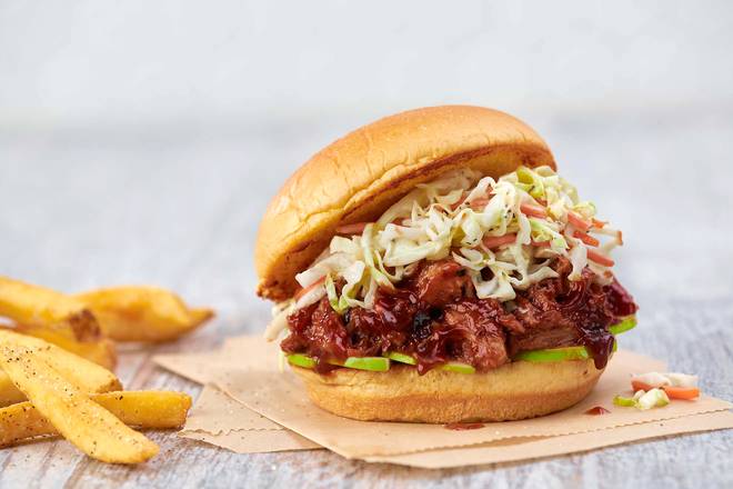 Order BBQ Pulled Pork Sandwich food online from Hard Rock Cafe store, Los Angeles on bringmethat.com
