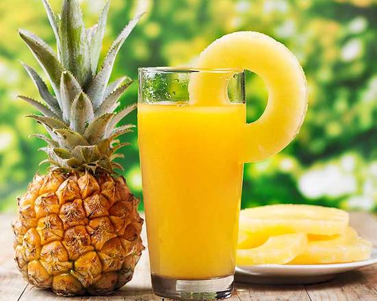 Order Fresh Pineapple Juice food online from Natures Juice Bar & Cafe store, Raleigh on bringmethat.com
