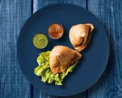 Order Savage Samosa food online from Mad Over Curry store, Buffalo on bringmethat.com