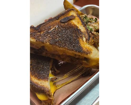 Order Grilled Cheese with Pulled Pork Sandwich food online from Whiskey Smoke 808 store, Kailua on bringmethat.com