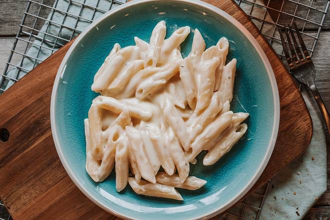 Order PENNE ALFREDO food online from Old Chicago store, Salina on bringmethat.com