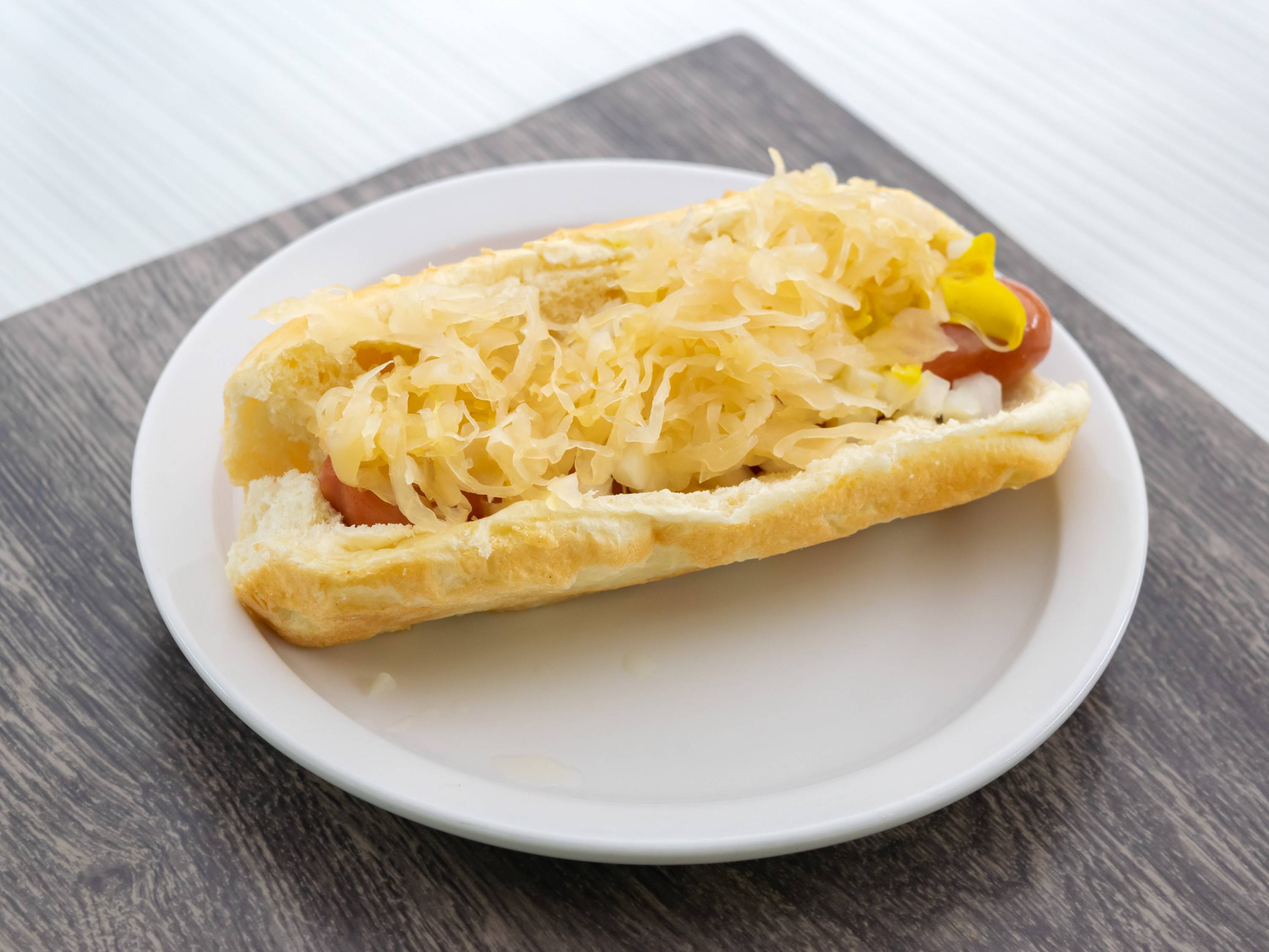 Order New York Coney food online from Leo Coney Island On Tap (122 Oakes St Sw store, Grand Rapids on bringmethat.com