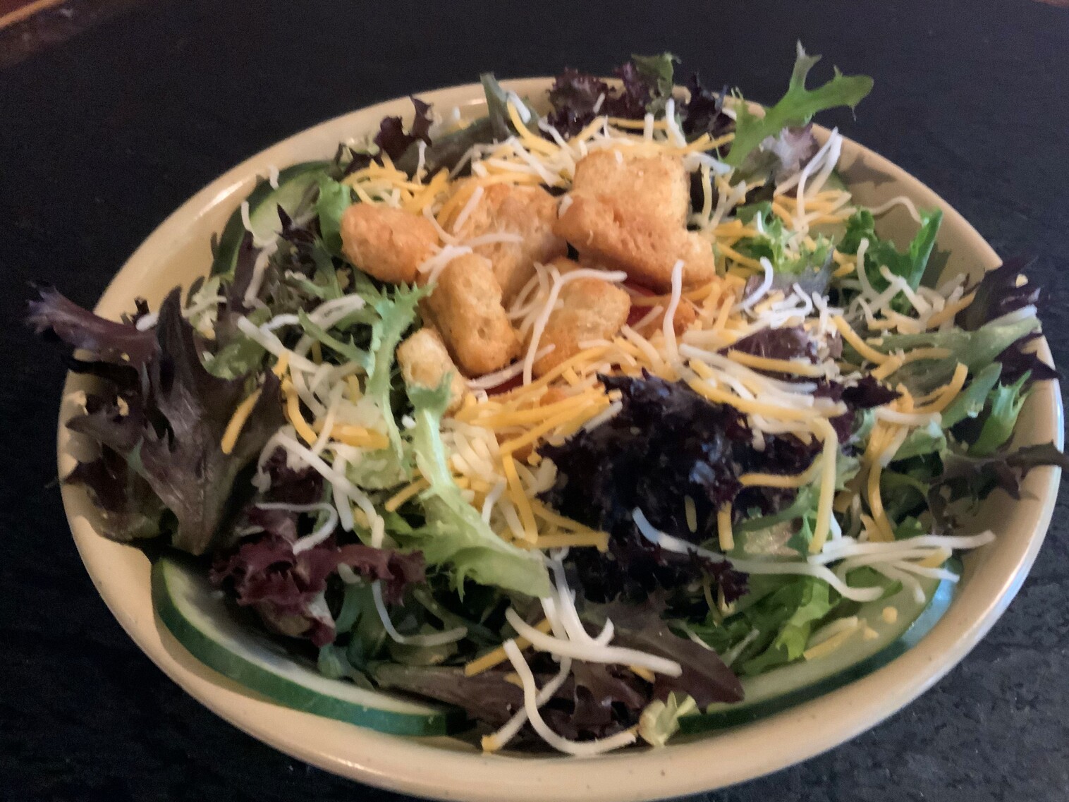 Order Garden Salad food online from Anchor Bar store, Williamsville on bringmethat.com