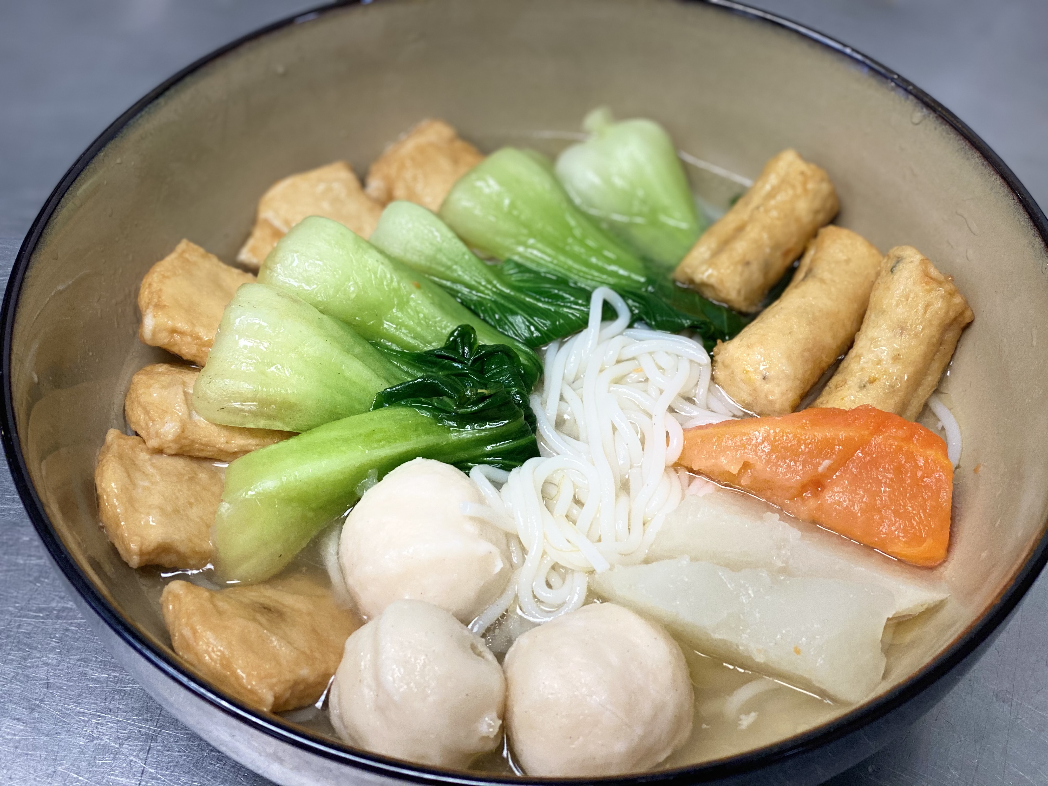 Order LF4. Japanese Oden Lai Fun 關東煮米綫 food online from Uncle Chen Primetime store, State College on bringmethat.com