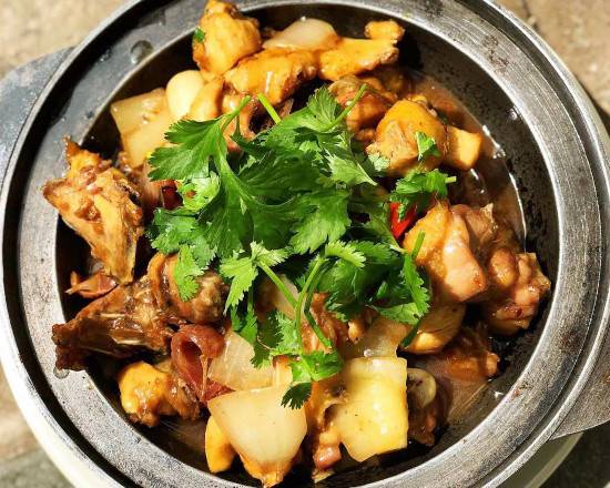 Order Sizzling chicken in clay pot food online from Joyful Kitchen store, San Francisco on bringmethat.com