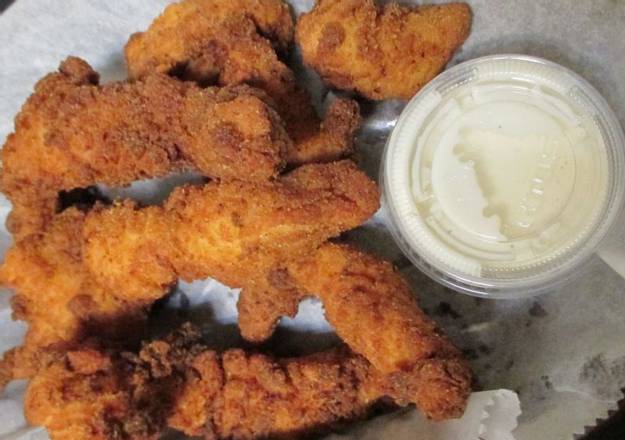 Order Chicken Tenders food online from Bambooz Bar & Grill store, Wilder on bringmethat.com