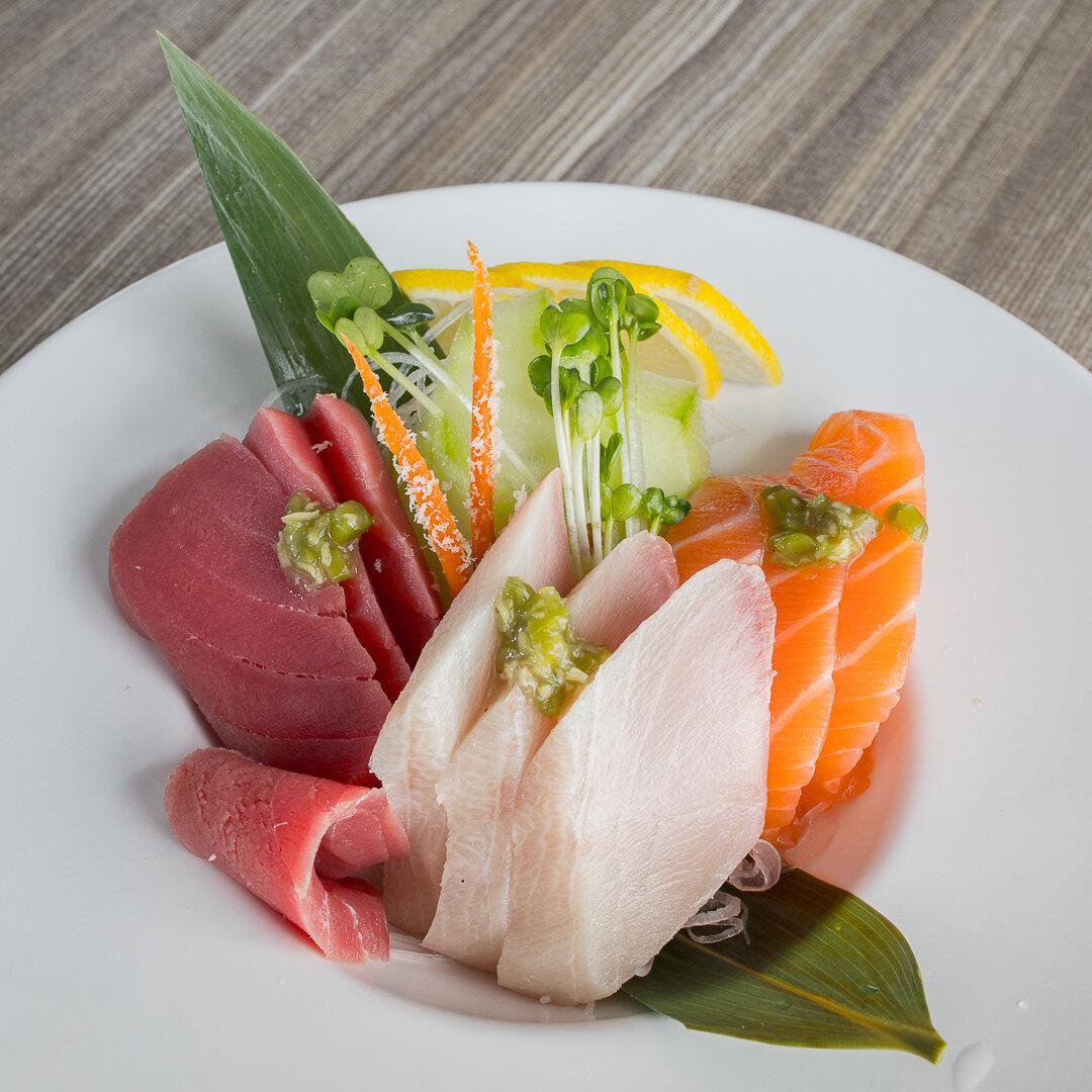 Order Sashimi Sampler food online from Ginza Japanese Cuisine store, Wethersfield on bringmethat.com