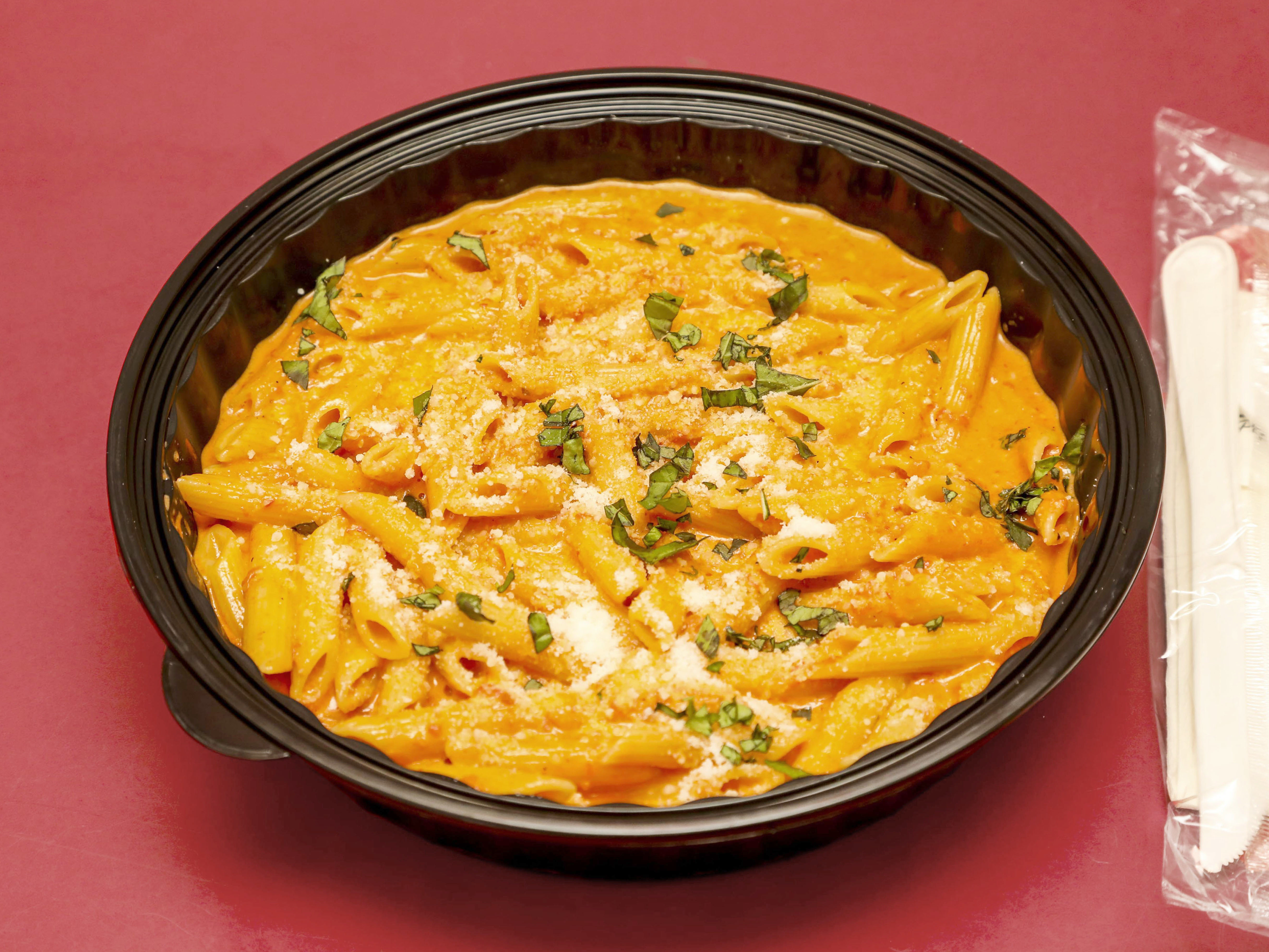 Order Penne alla Vodka food online from Gino's Cucina Brick Oven Pizza store, Brooklyn on bringmethat.com