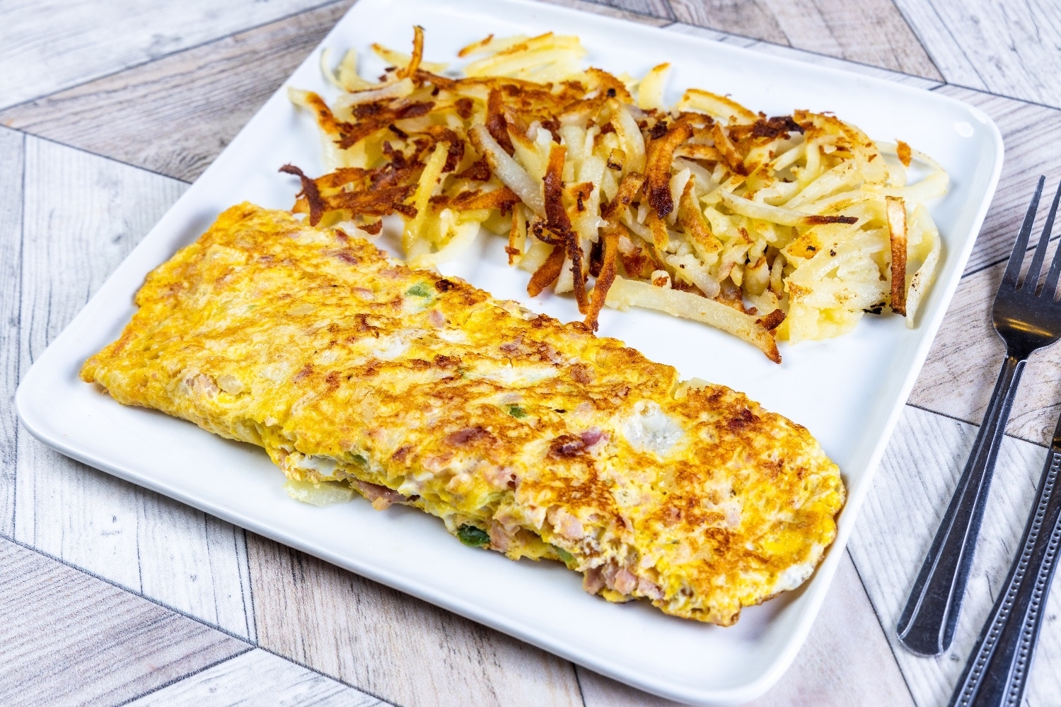 Order Denver Omelette food online from Top View Restaurant store, Chicago on bringmethat.com