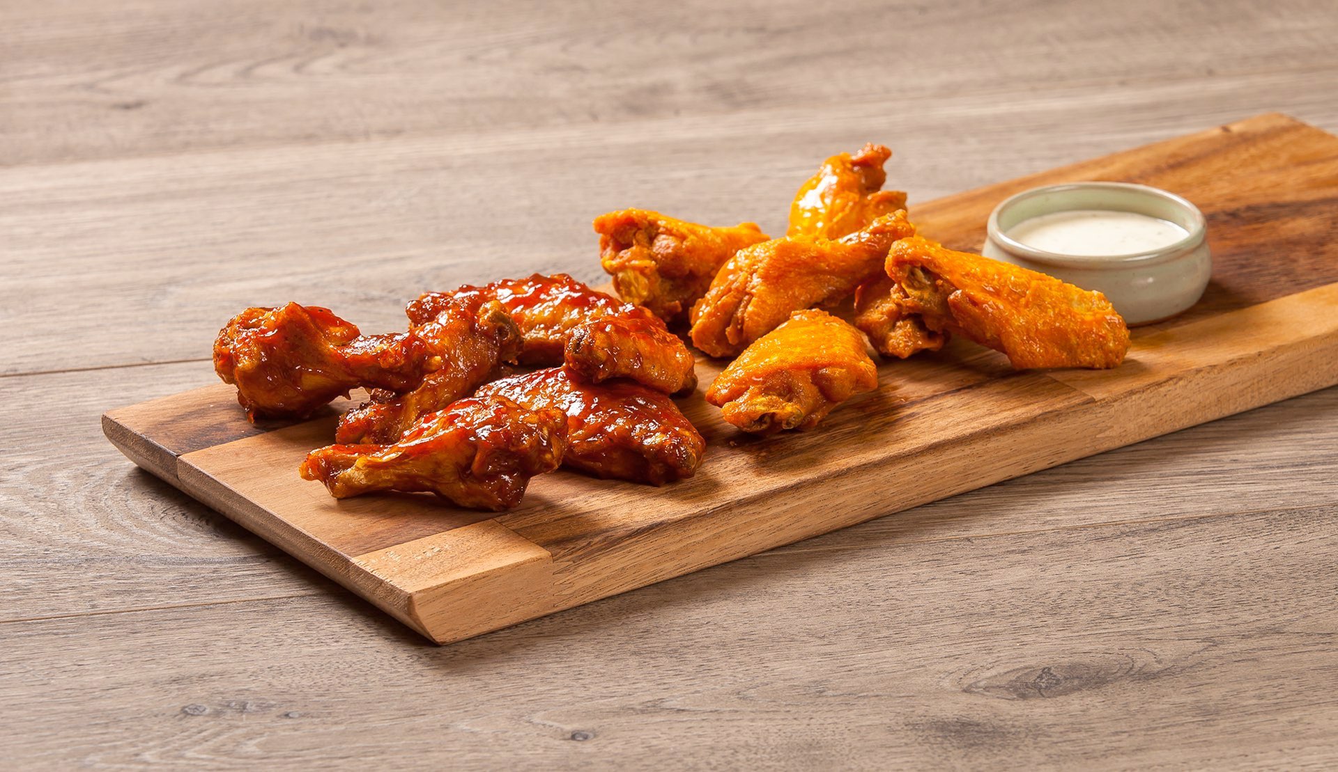 Order 10 Regular Wings food online from Sardellas Pizza and Wings store, Phoenix on bringmethat.com