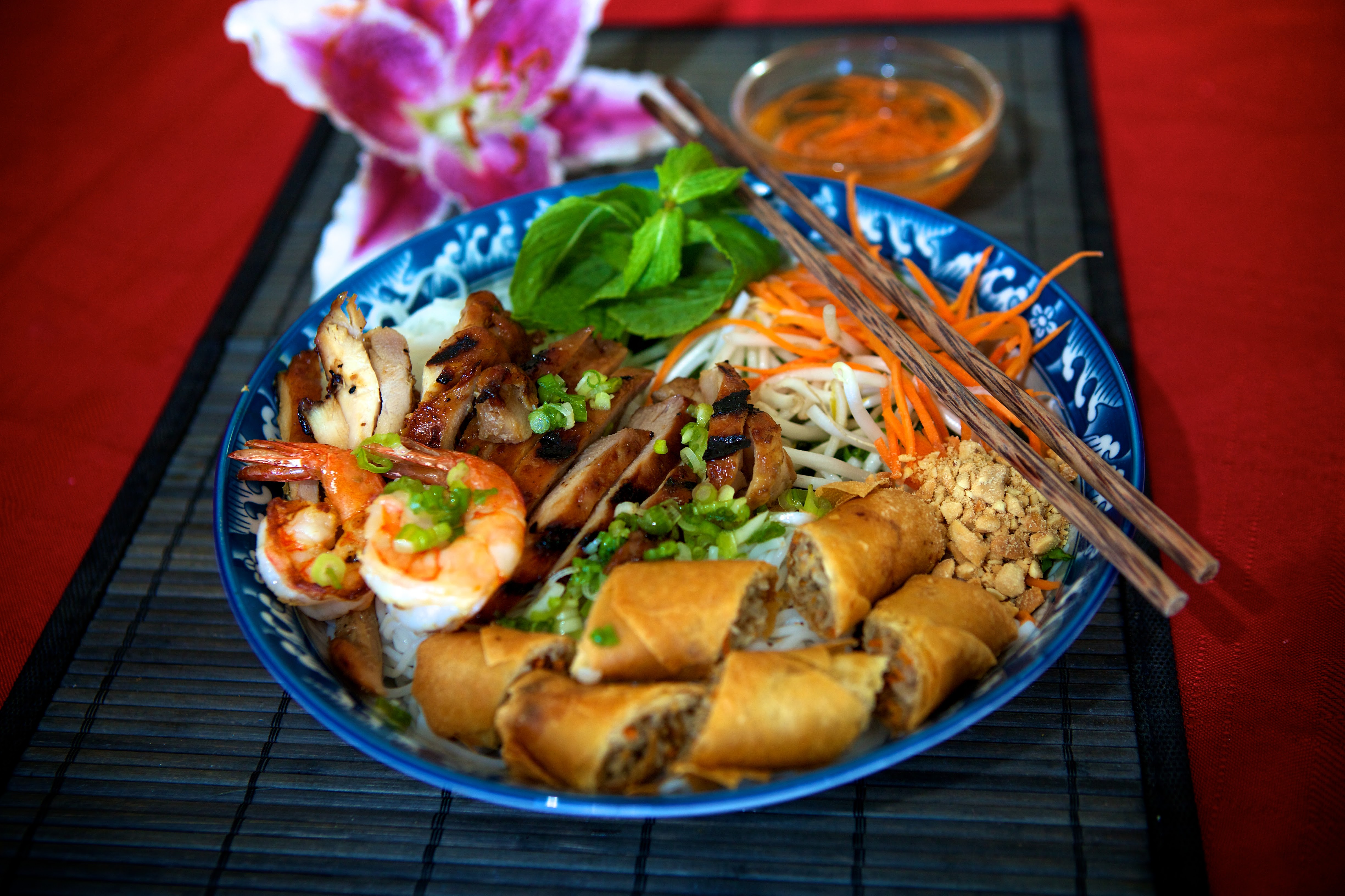 Order 30. Grilled Chicken, Shrimp and Egg Rolls Vermicelli food online from Le Paradis store, hayward on bringmethat.com