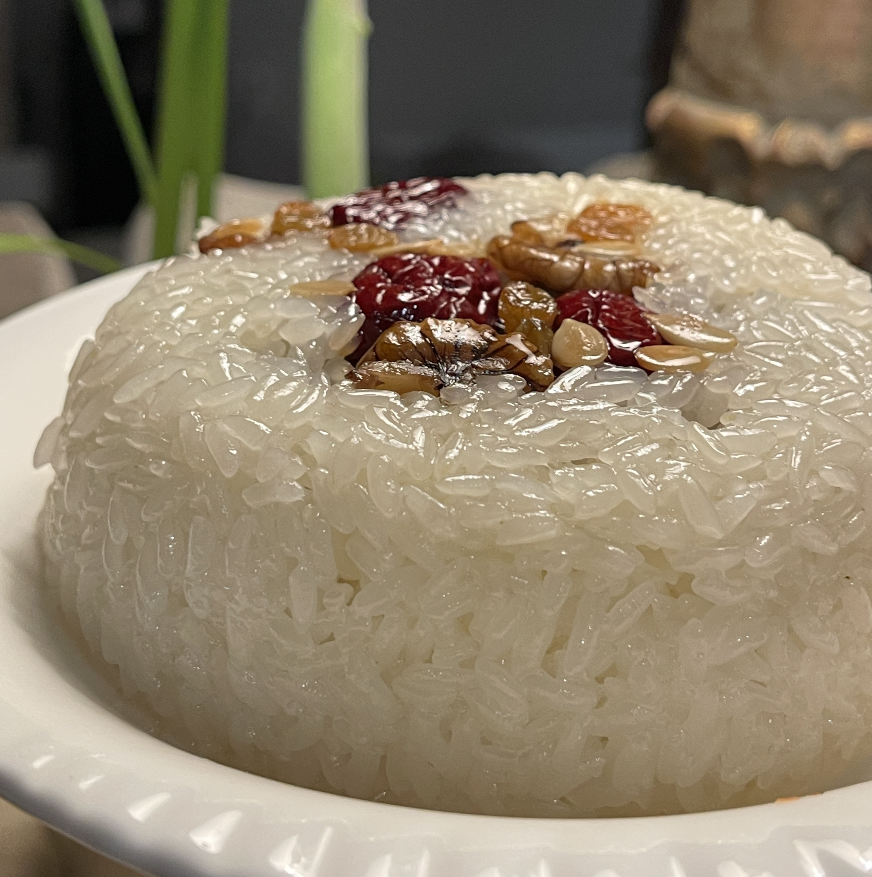 Order 裏 Red Bean Sticky Rice 红豆沙八宝饭 裏 food online from Fey Restaurant store, Menlo Park on bringmethat.com
