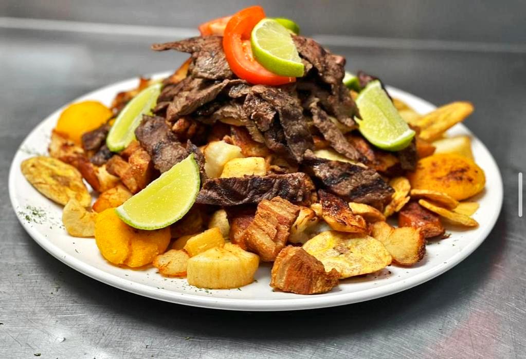 Order Picada / Mixed Fries food online from Mr. Mario store, College Point on bringmethat.com