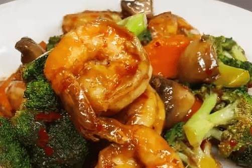 Order Jumbo Shrimp with Hunan Style food online from Hunan Cottage store, Plainview on bringmethat.com