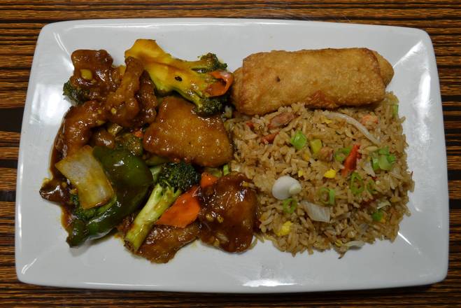 Order 42. General Tso Chicken food online from Golden Crown Chinese Restaurant store, Amherst on bringmethat.com